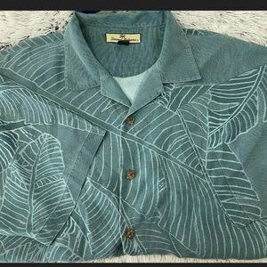 Tommy Bahama Green Sleeve Border Camp Shirt